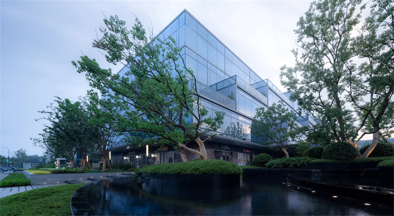 西投綠城·杭州云瀾谷 - 自然與城市共生的未來辦公設計