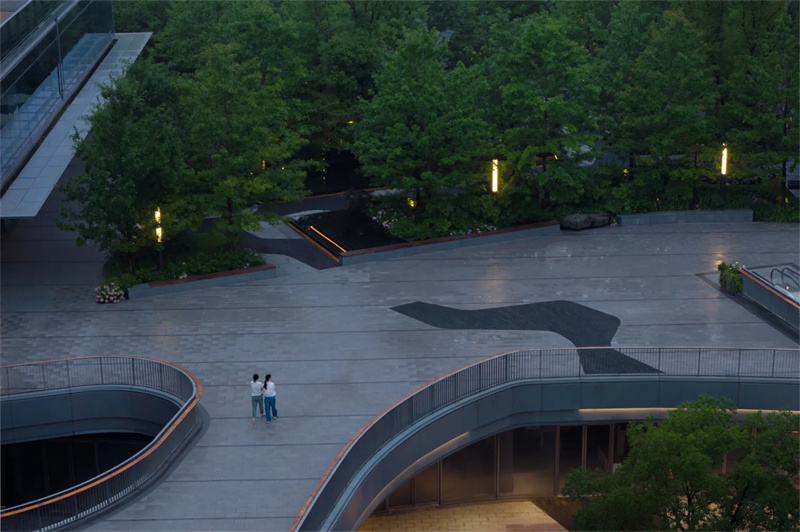 西投綠城·杭州云瀾谷 - 自然與城市共生的未來辦公設計