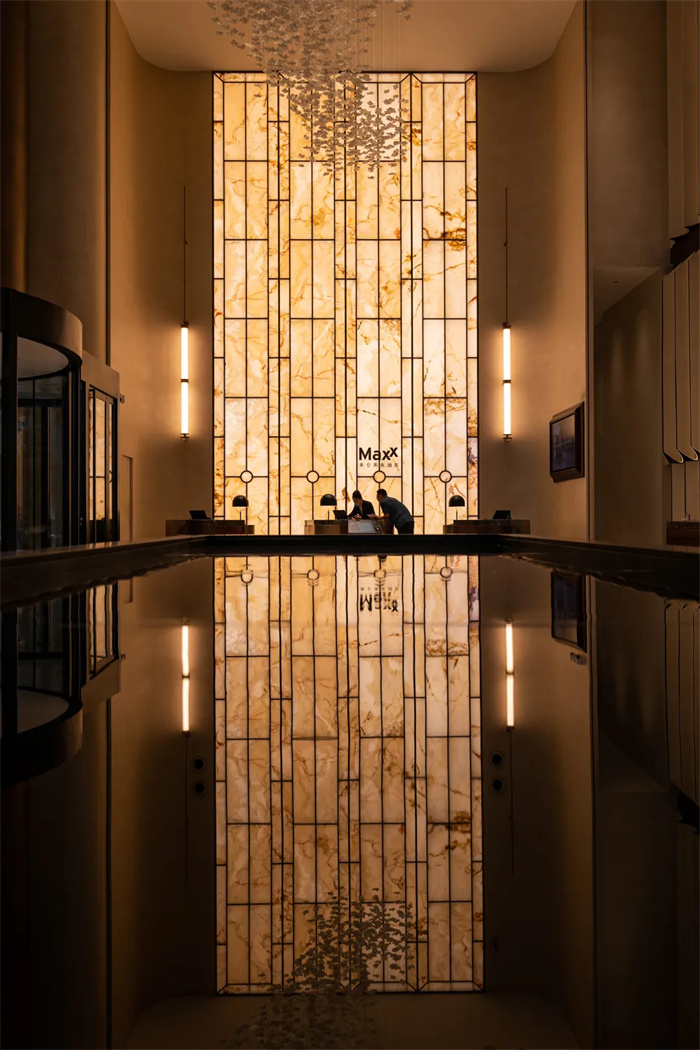 青島五四廣場MaxX美侖美奐酒店設(shè)計(jì)